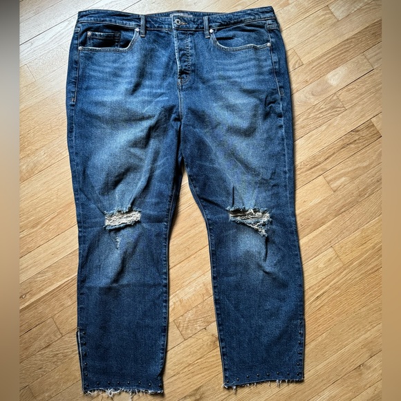 NWOT Studded Straight High-Rise Jean - Picture 2 of 13